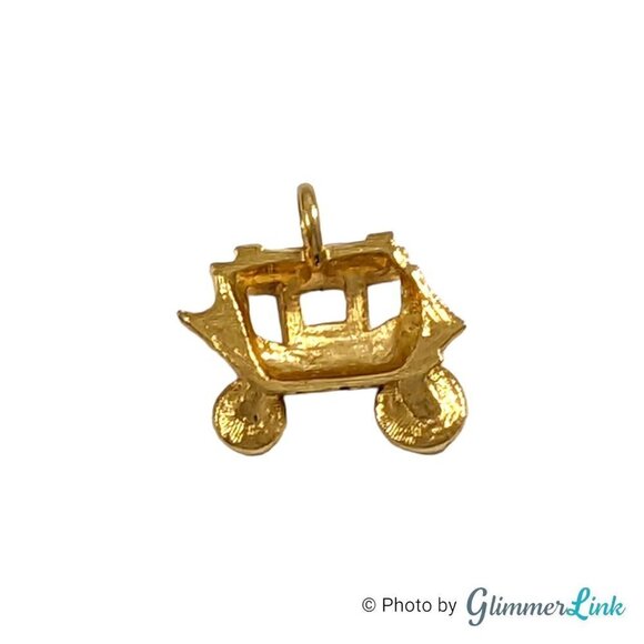 Red & Gold Tone Stagecoach Carriage Pendant - Picture 3 of 8